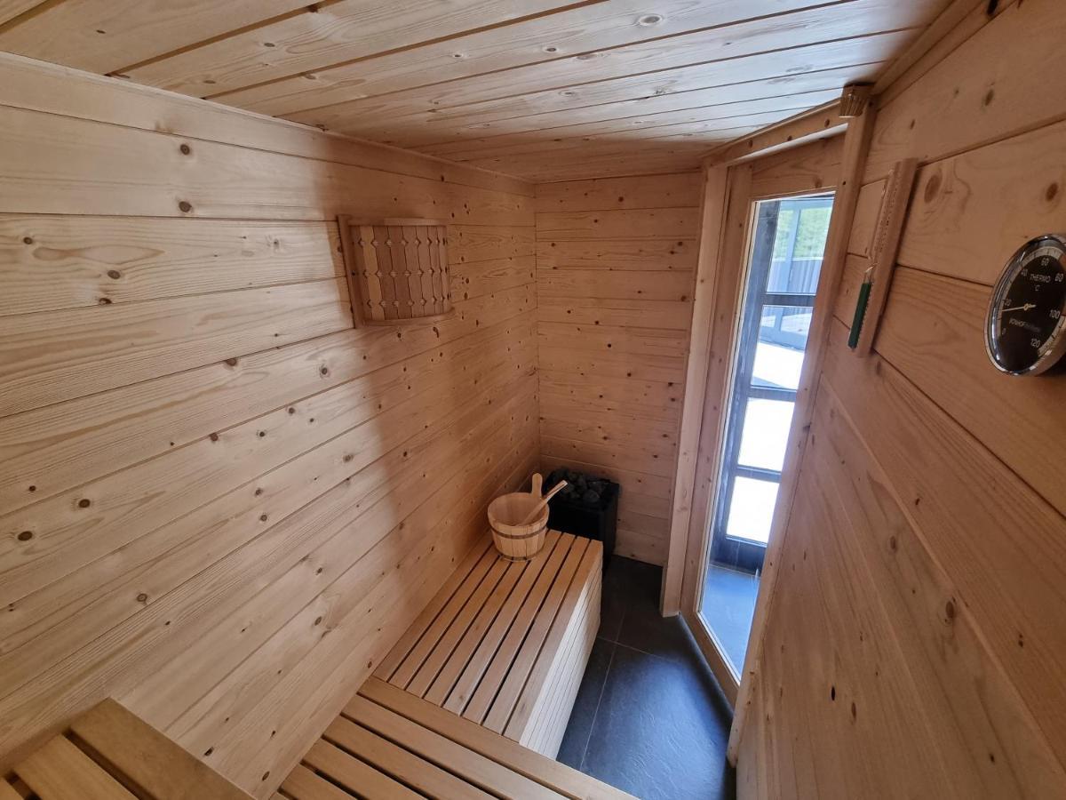 Chalet met Sauna en Airconditioning Sint-Annaland Extérieur photo